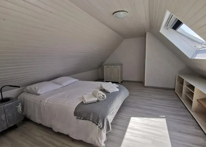 Familial L'abri Cotier Chalet Montmartin-sur-Mer